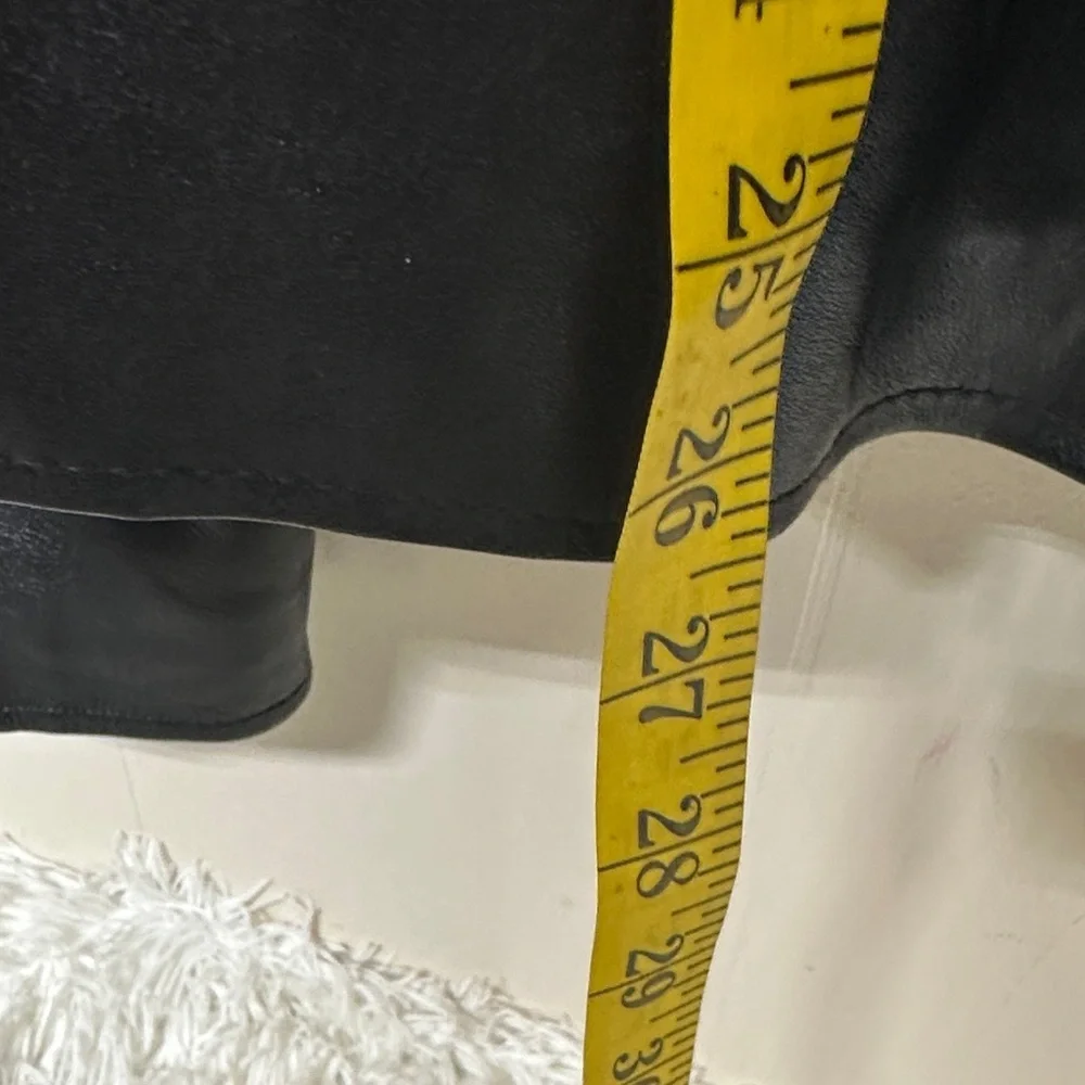 Women's Black Leather Jacket with Braided Detail Sz say 4X more like xl see pics - Picture 8 of 10